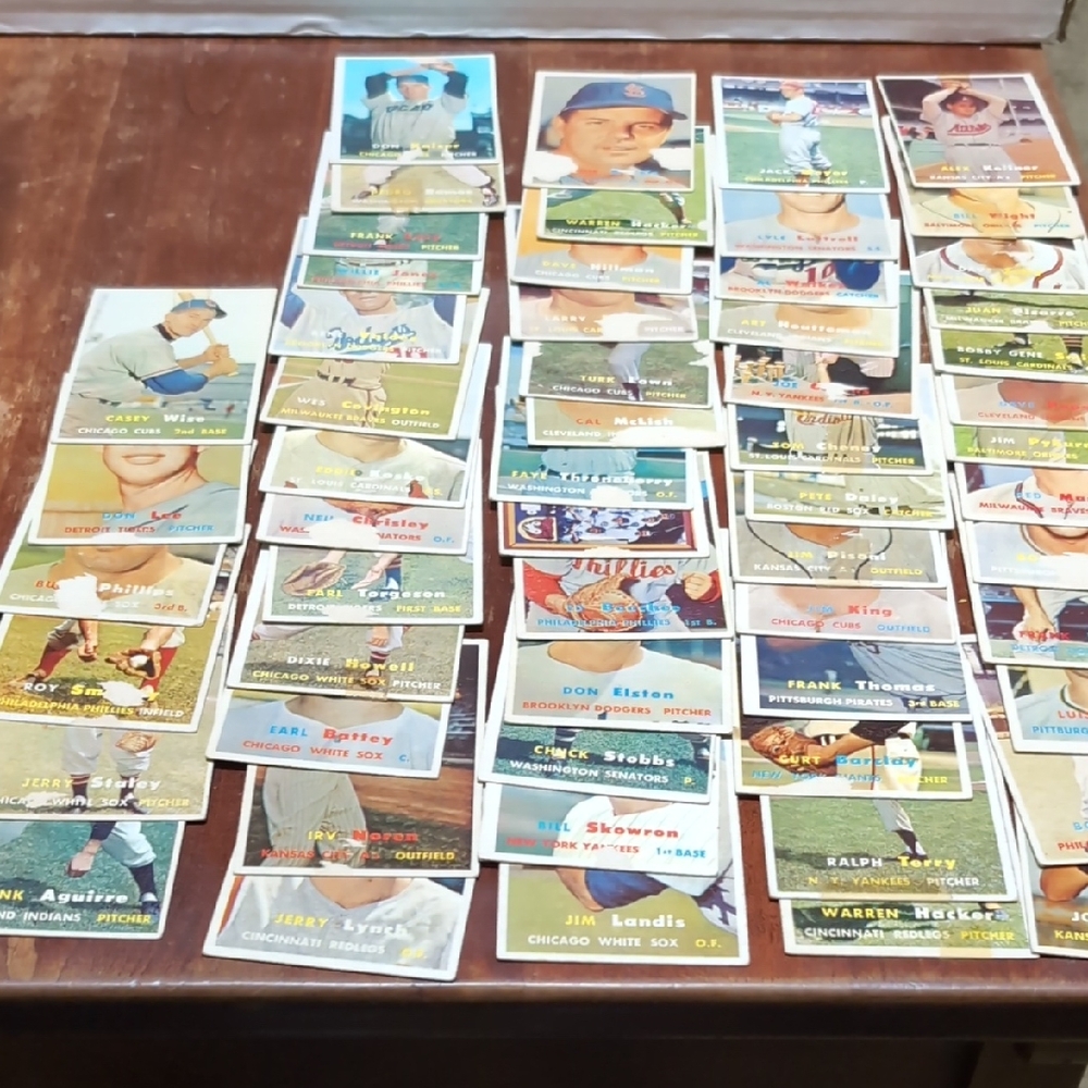 Vintage Baseball Card Collection - Multi-Color Set